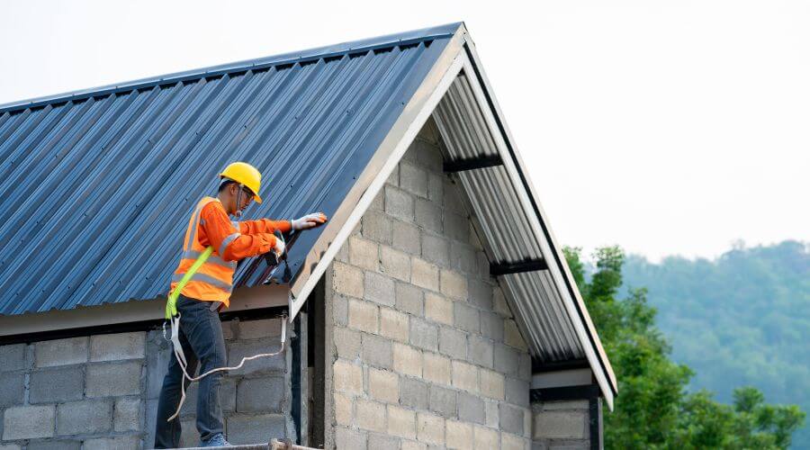 Professional residential roofers in Thicket, TX